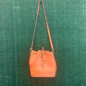 Vintage Authentic Louis Vuitton Nomade Noe